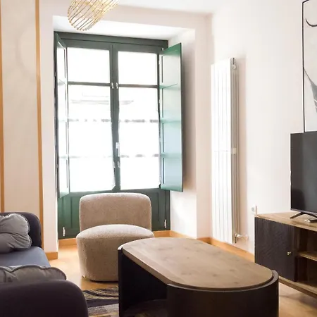 San Pedro Regalado Apartment *