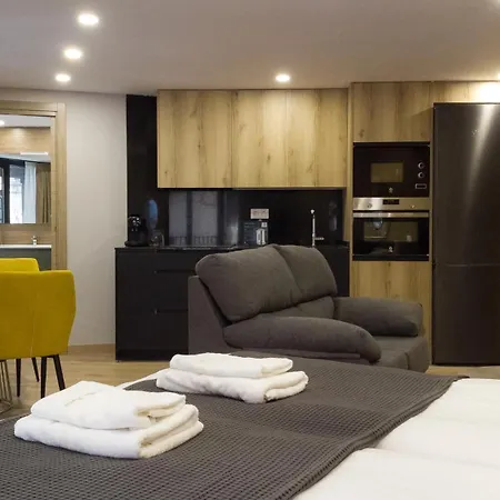 San Pedro Regalado Apartment *