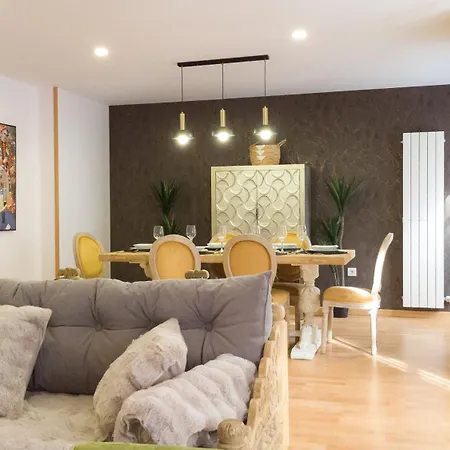 San Pedro Regalado Apartment *